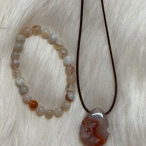 Flower Agate Bead Stretch Bracelet and Agate Pendant Necklace - Neutral